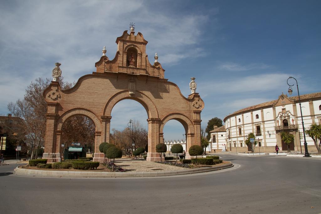 Los Dolmenes Antequera Exterior photo