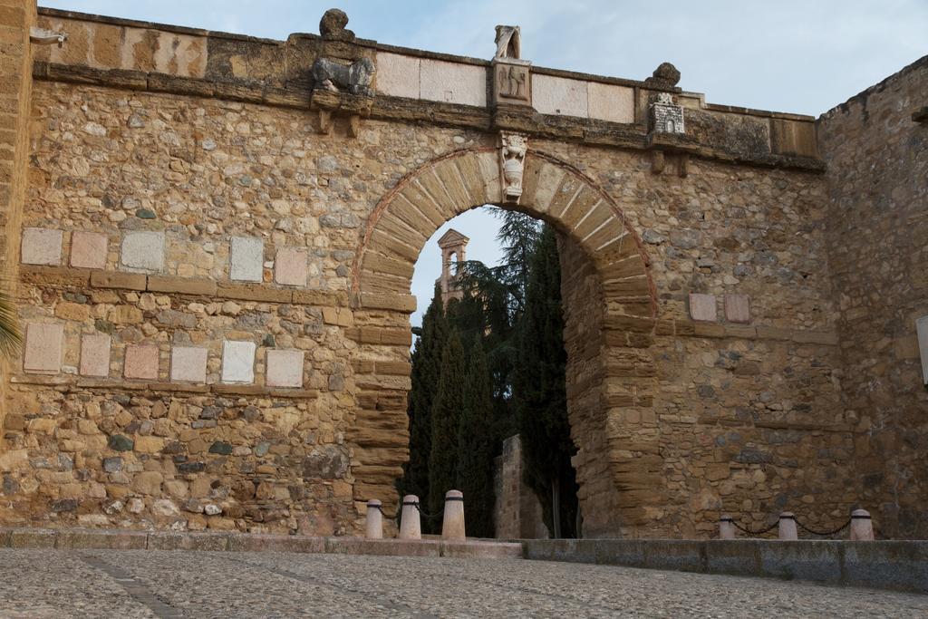 Los Dolmenes Antequera Exterior photo